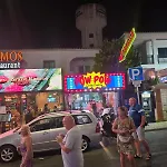 Casa Ramos On The Strip منزل للإقامة *