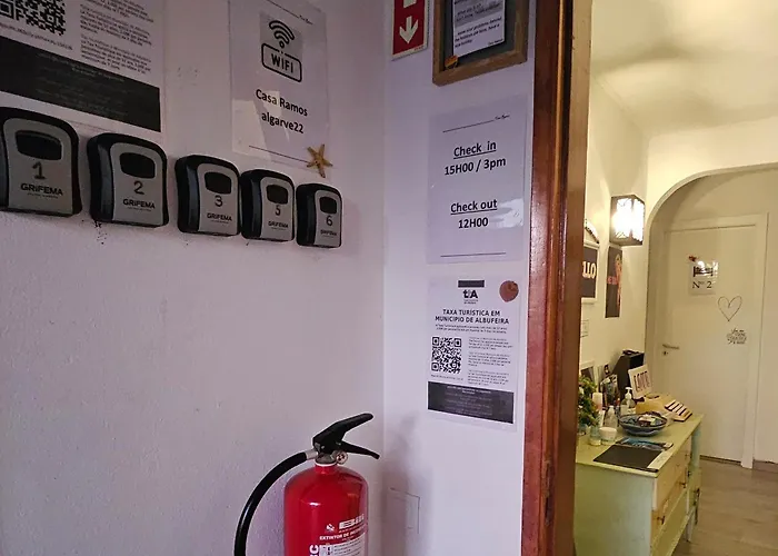 Casa Ramos On The Strip Albufeira